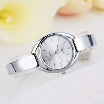 Fashionable Korean Alloy Women's Watch with Diamonds