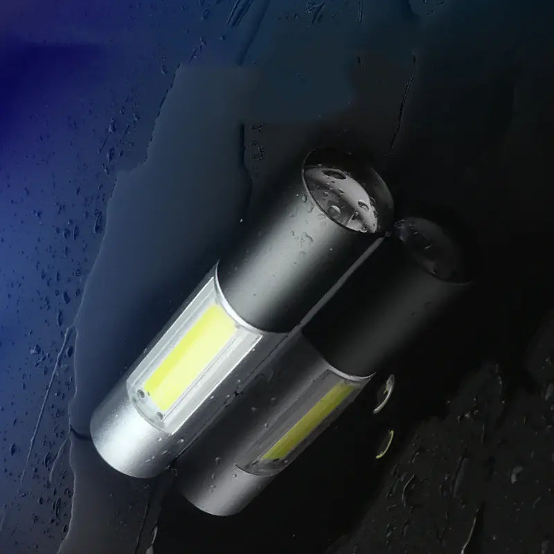 Lampe de poche LED en alliage d'aluminium portable avec zoom