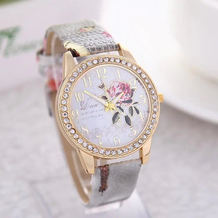Chinese Floral Pattern Women's Quartz Watch with Leather Band