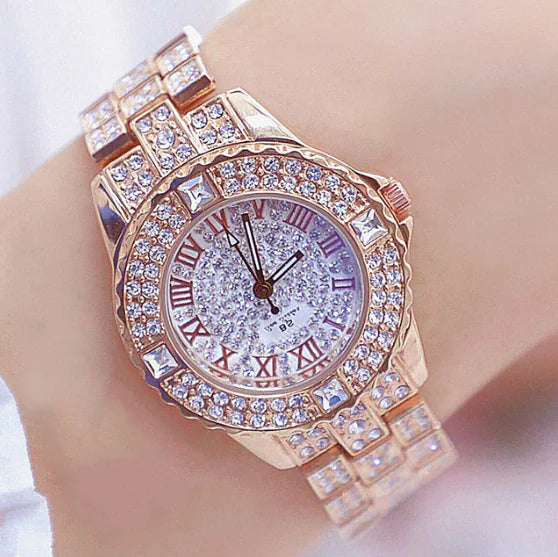 Full Diamond Women's Quartz Watch - Elegant Timepiece