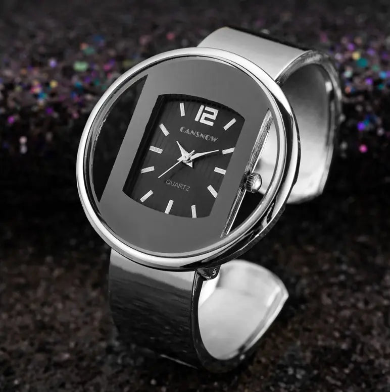 Fashionable Women's Steel Band Quartz Watch Bracelet