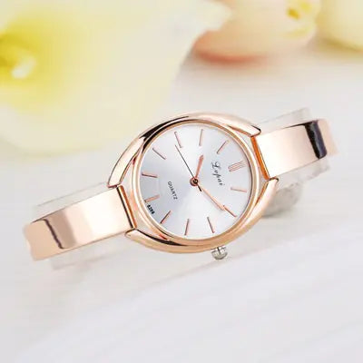 Fashionable Korean Alloy Women's Watch with Diamonds