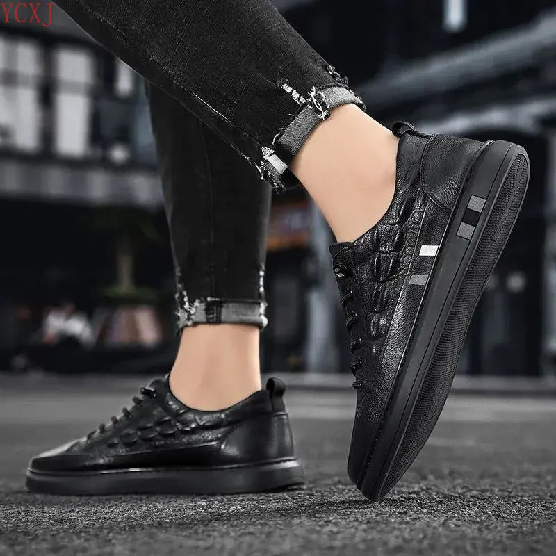 Trendy Breathable White Crocodile Pattern Men's Shoes